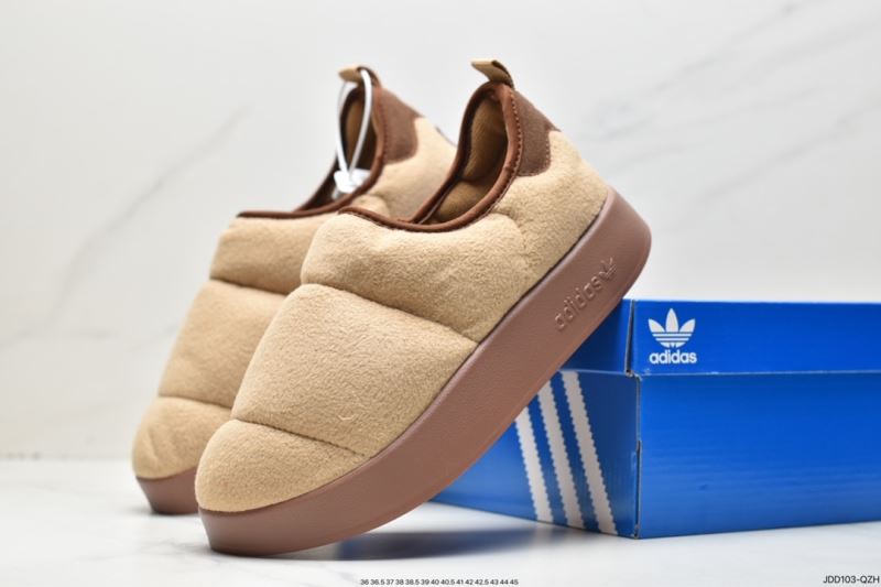 Adidas Sneakers